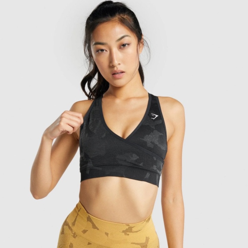Gymshark camo adapt sports bra.